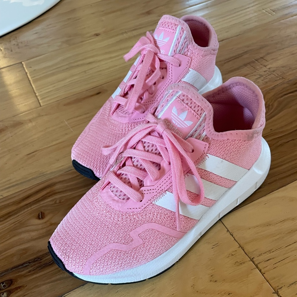 adidas Swift Run X C